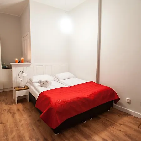 Aparthotel Good Time Lodž