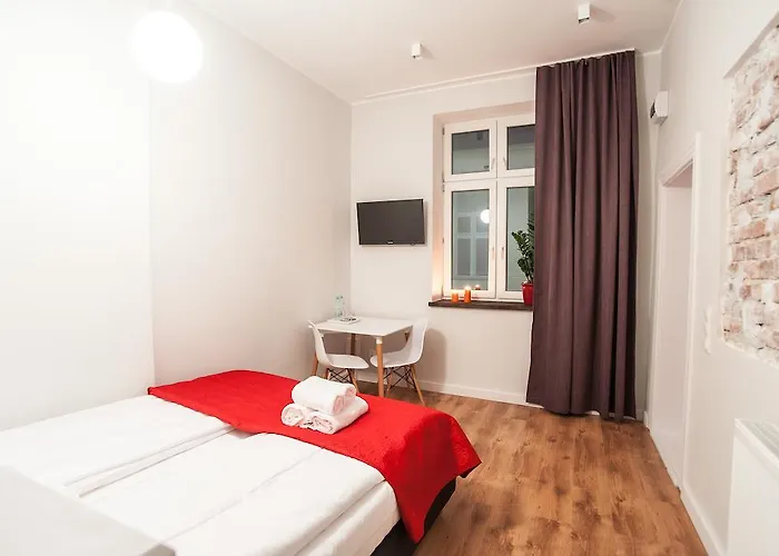 Apartmanhotel Good Time 3*